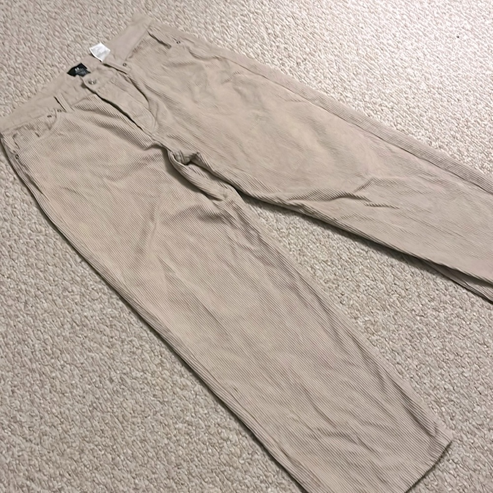 H&M men’s baggy corduroy tan pants